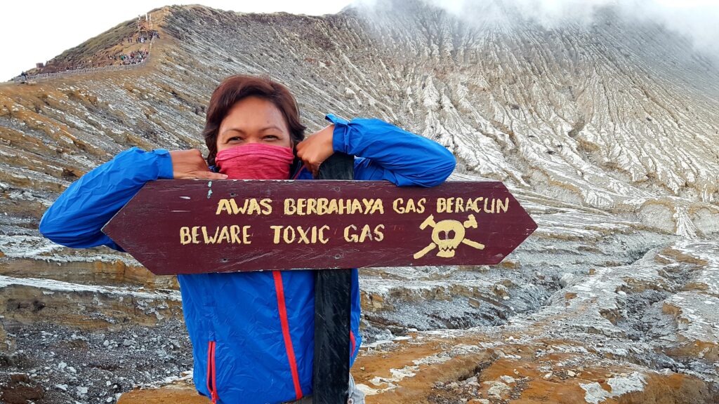 Shannim hiking to Ijen Crater before sunrise in Banyuwangi, Indonesia.