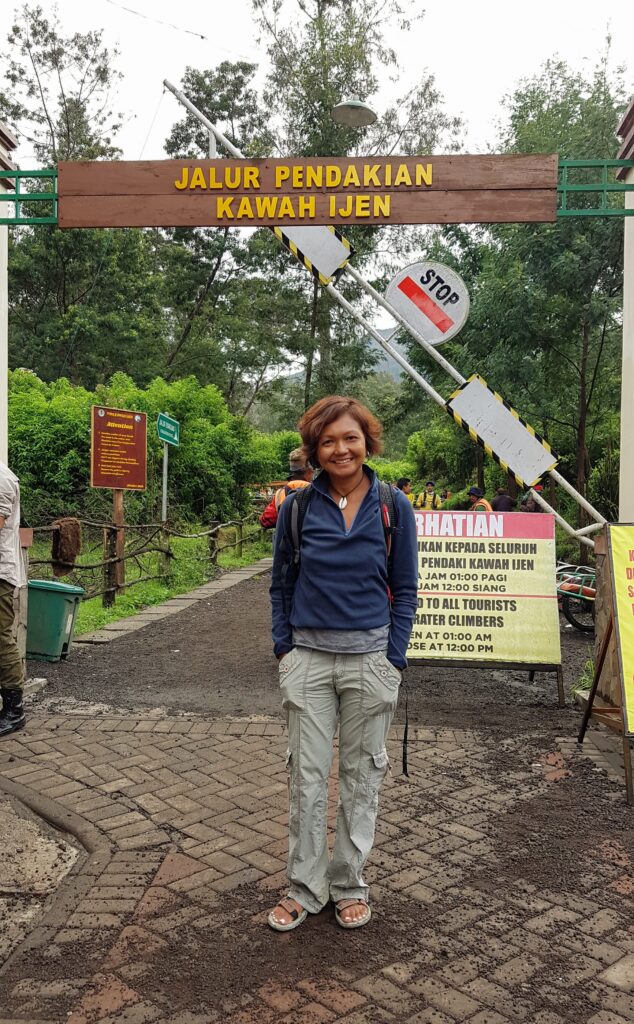 Travel writer Shannim at Ijen Crater in Banyuwangi, East Java.