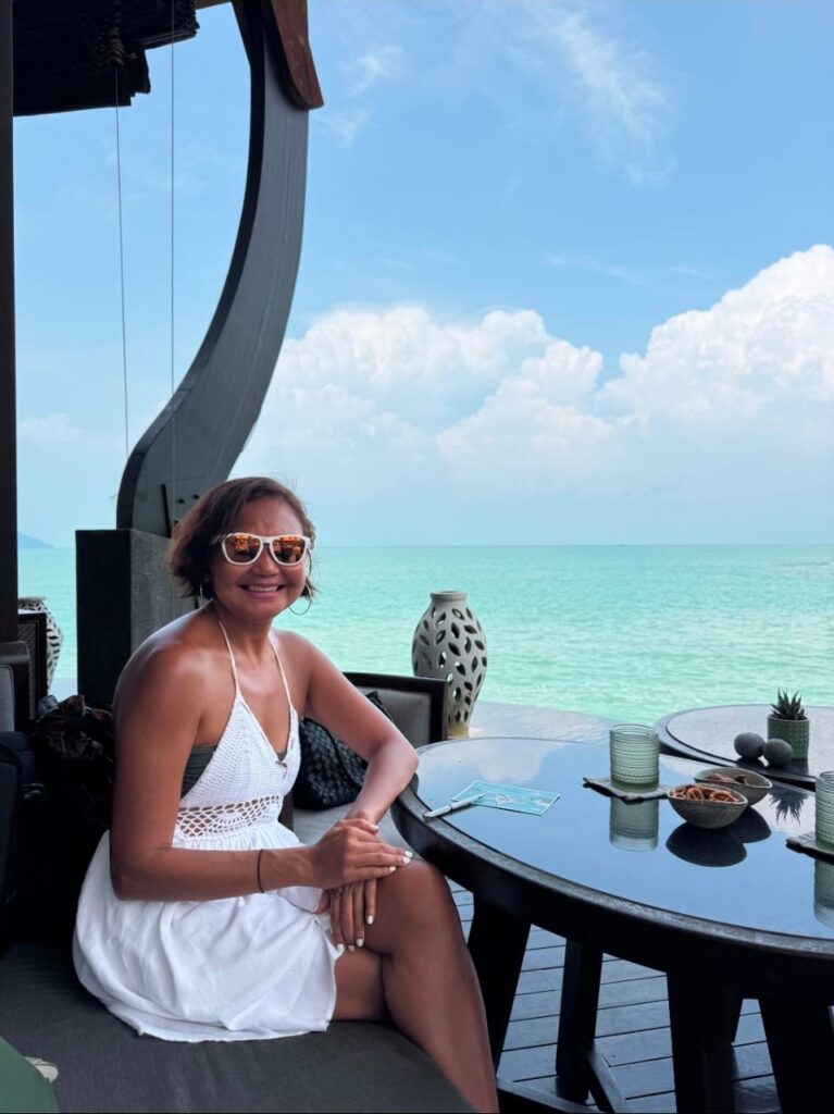Travel writer Shannim at the Beach Grill Restaurant, The Ritz-Carlton Langkawi